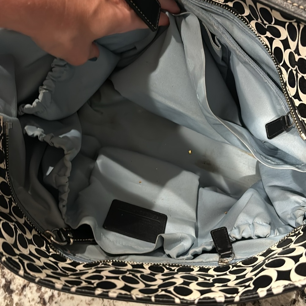 Coach Dipper Bag - Picture 8 of 9